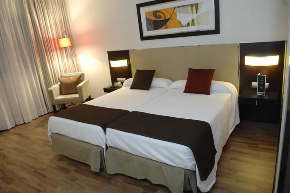 Hotel Asset Torrejón Torrejón de Ardoz Eksteriør billede