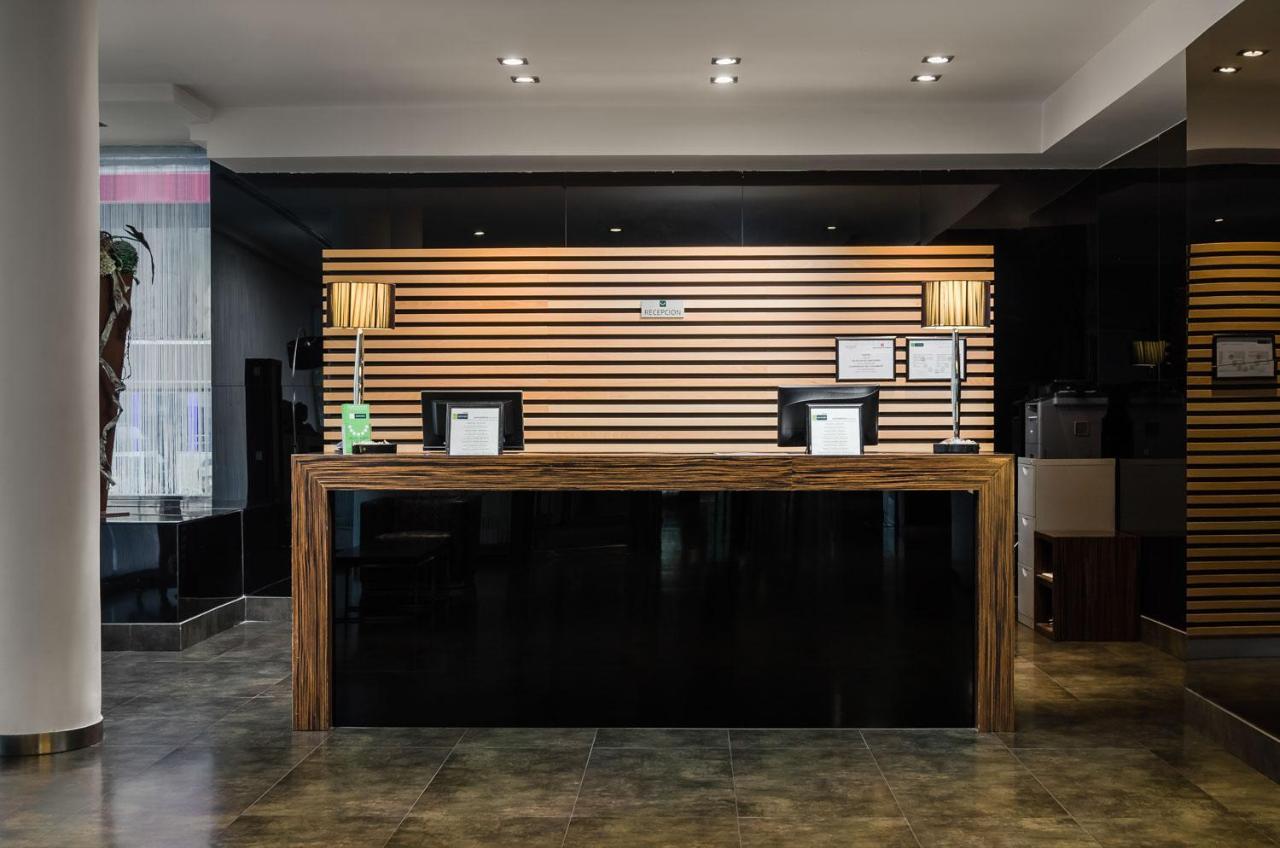 Hotel Asset Torrejón Torrejón de Ardoz Eksteriør billede